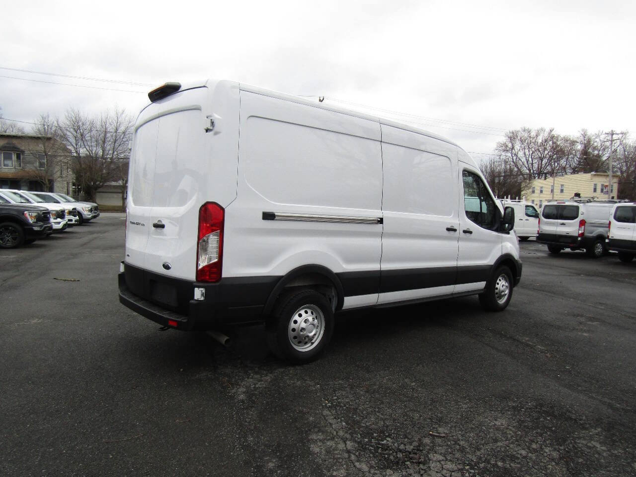 Used 2025 Ford Transit 250 250 AWD 3dr LWB Medium Roof Ca image 37