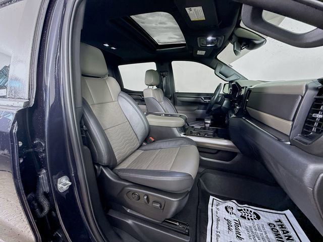 Used 2022 Chevrolet Silverado 1500 ZR2 image 29