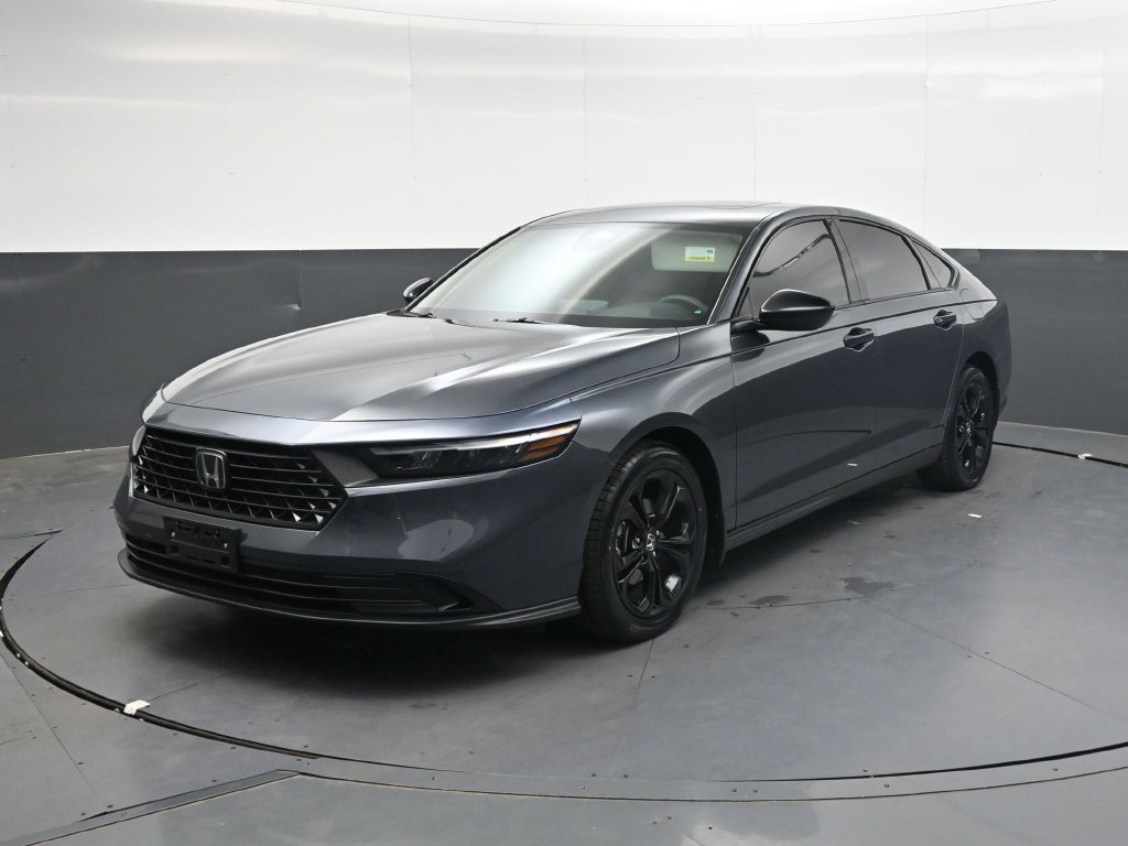 Certified 2025 Honda Accord SE image 8