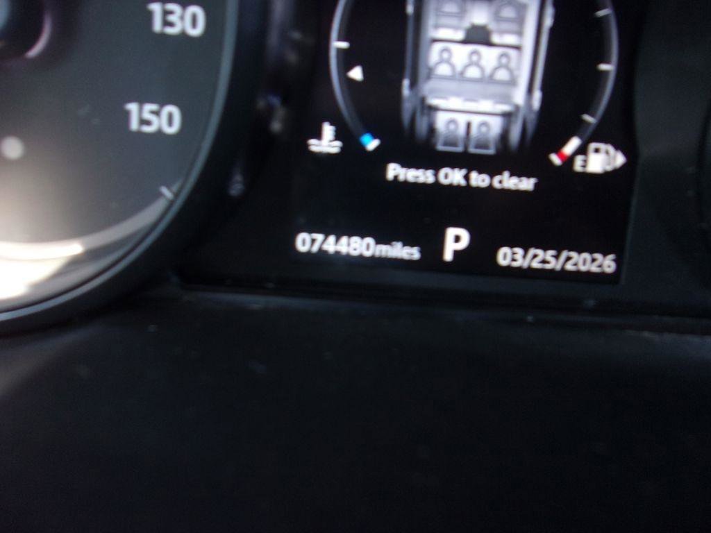 Used 2019 Land Rover Discovery Sport SE AWD/4WD image 9
