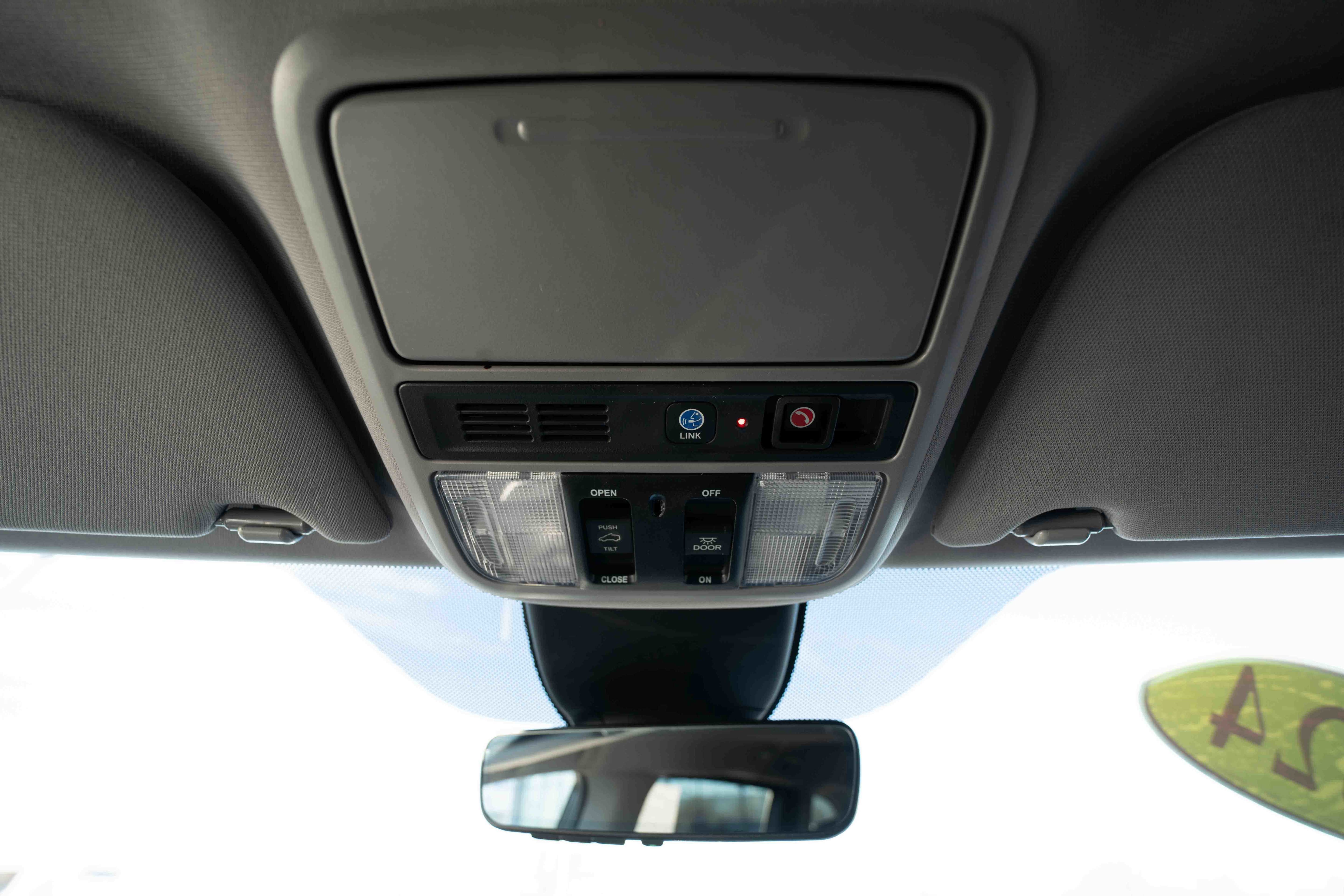 Certified 2024 Honda Odyssey Touring image 18