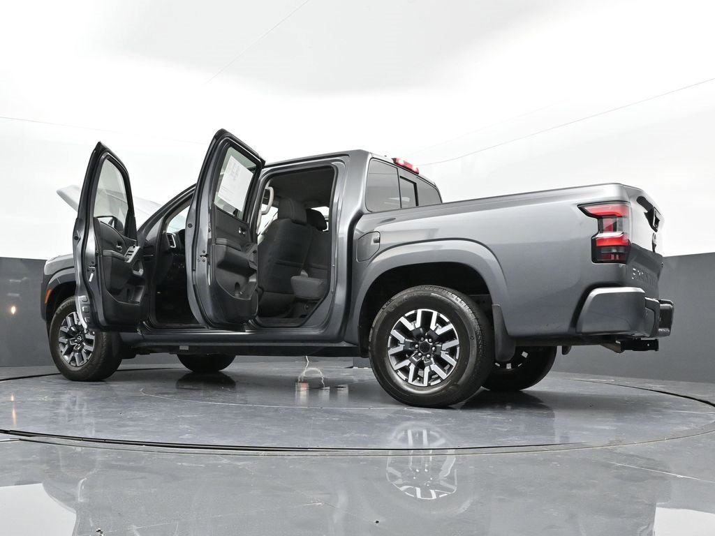Used 2022 Nissan Frontier SV image 52