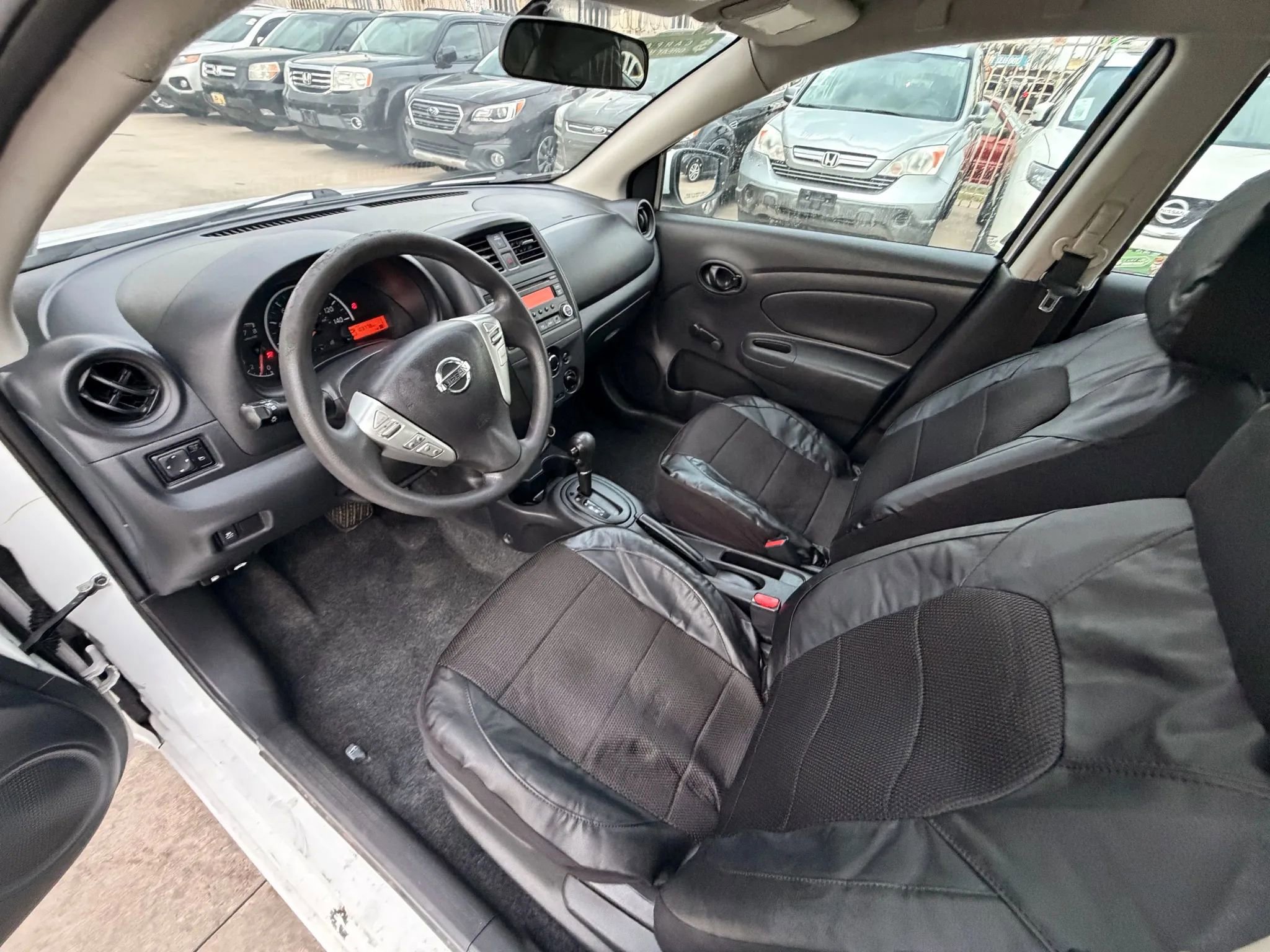 Used 2018 Nissan Versa S Plus image 37