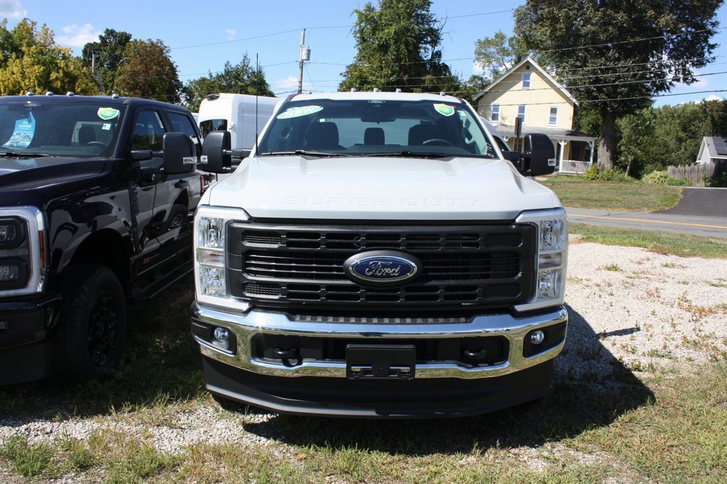 New 2026 Ford F250 XL image 2