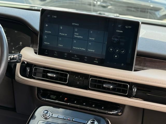 Used 2022 Lincoln Nautilus Reserve w/ Equipment Group 201A image 28