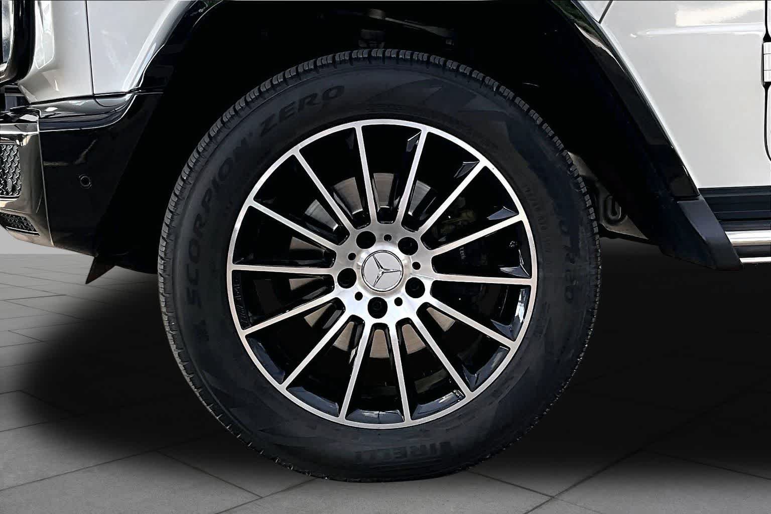 Certified 2021 Mercedes-Benz G 550 image 11