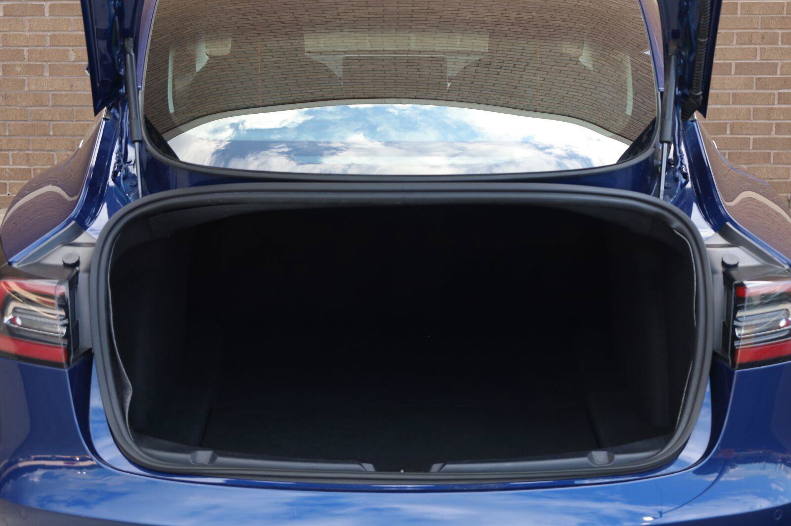 Used 2020 Tesla Model 3 Long Range AWD/4WD image 11