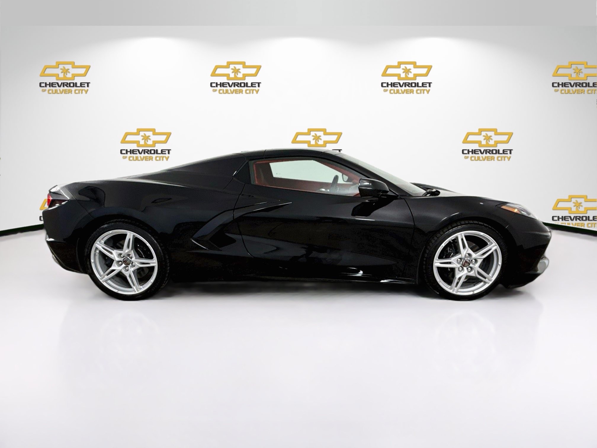Used 2024 Chevrolet Corvette Stingray Premium Conv w/ 3LT RWD image 9