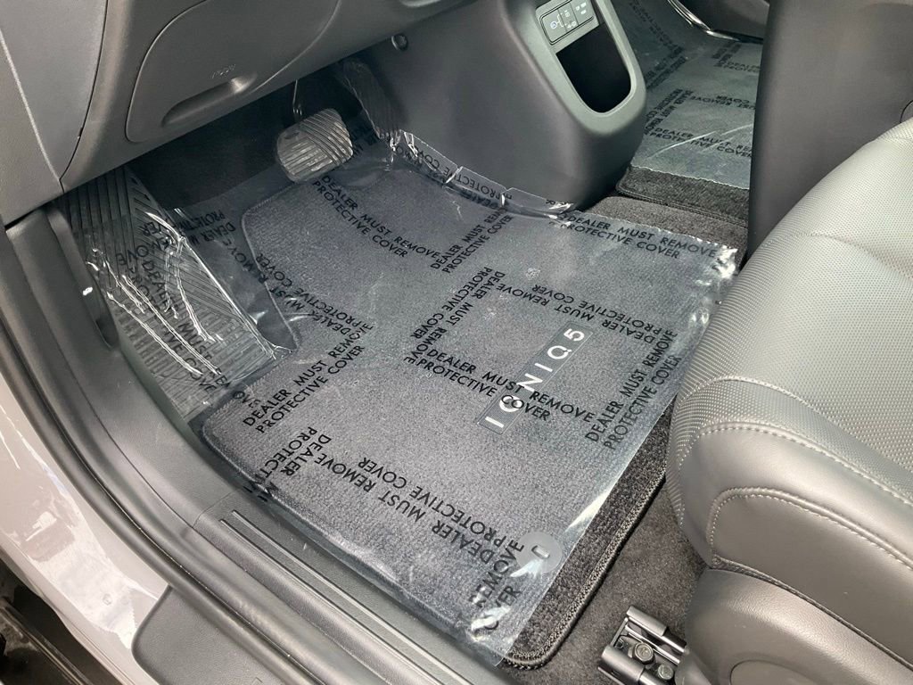 Used 2025 Hyundai Ioniq 5 SEL image 21