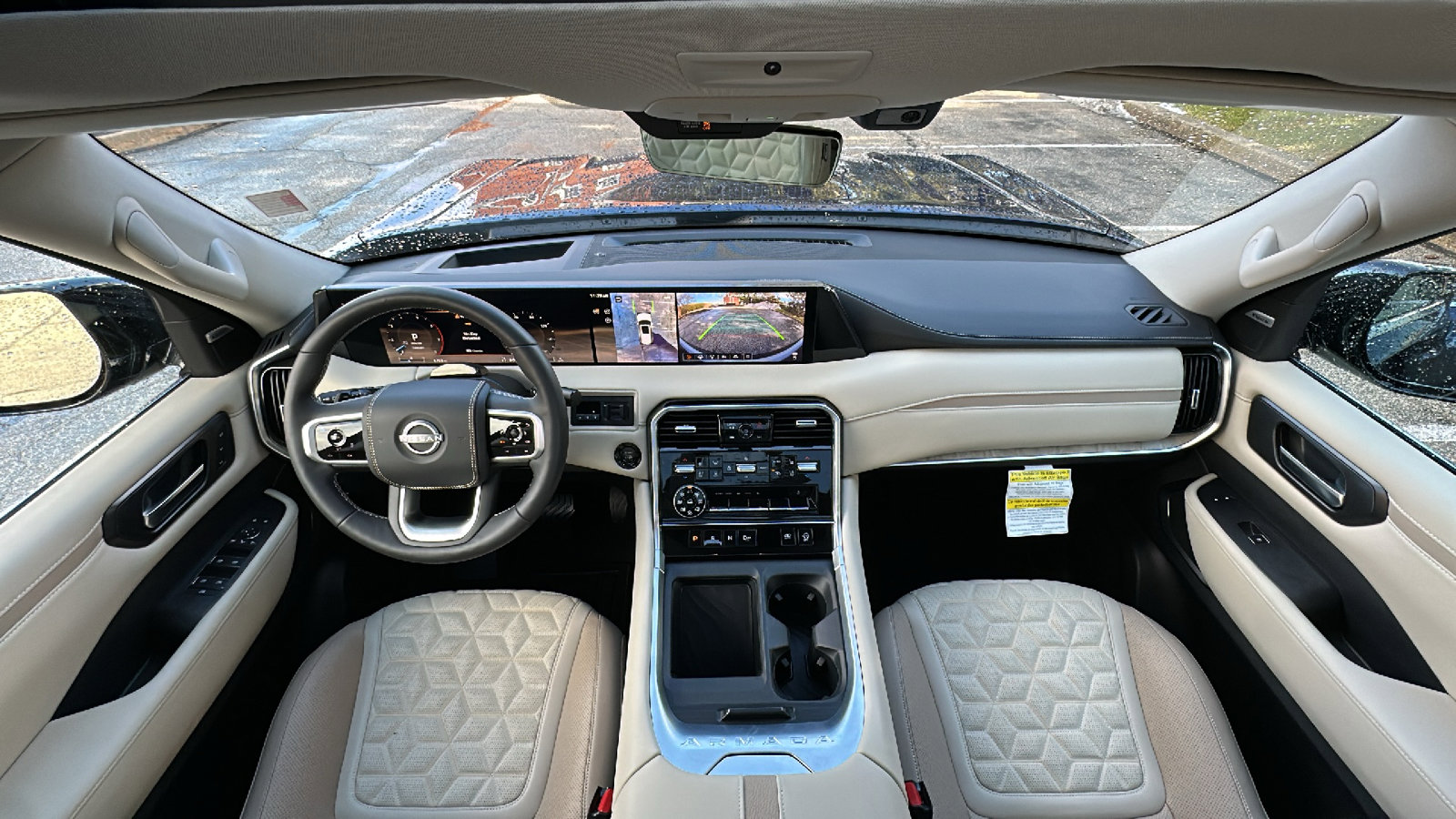 Certified 2025 Nissan Armada Platinum Reserve image 27