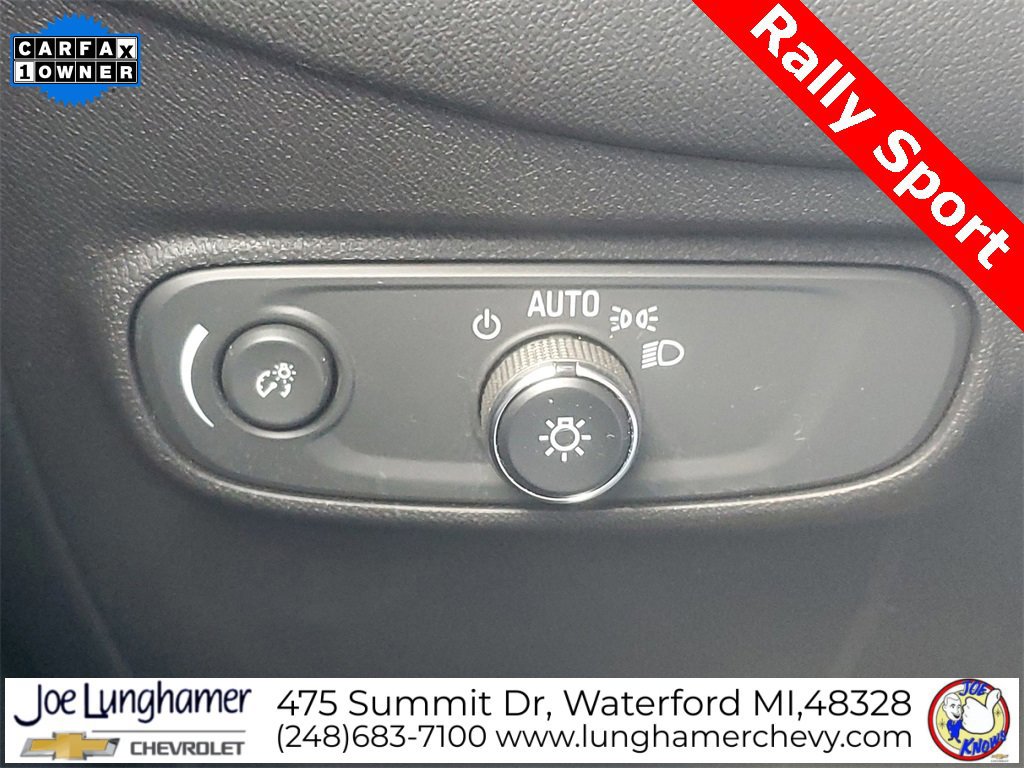 Used 2022 Chevrolet Equinox RS w/ RS Leather Package image 18