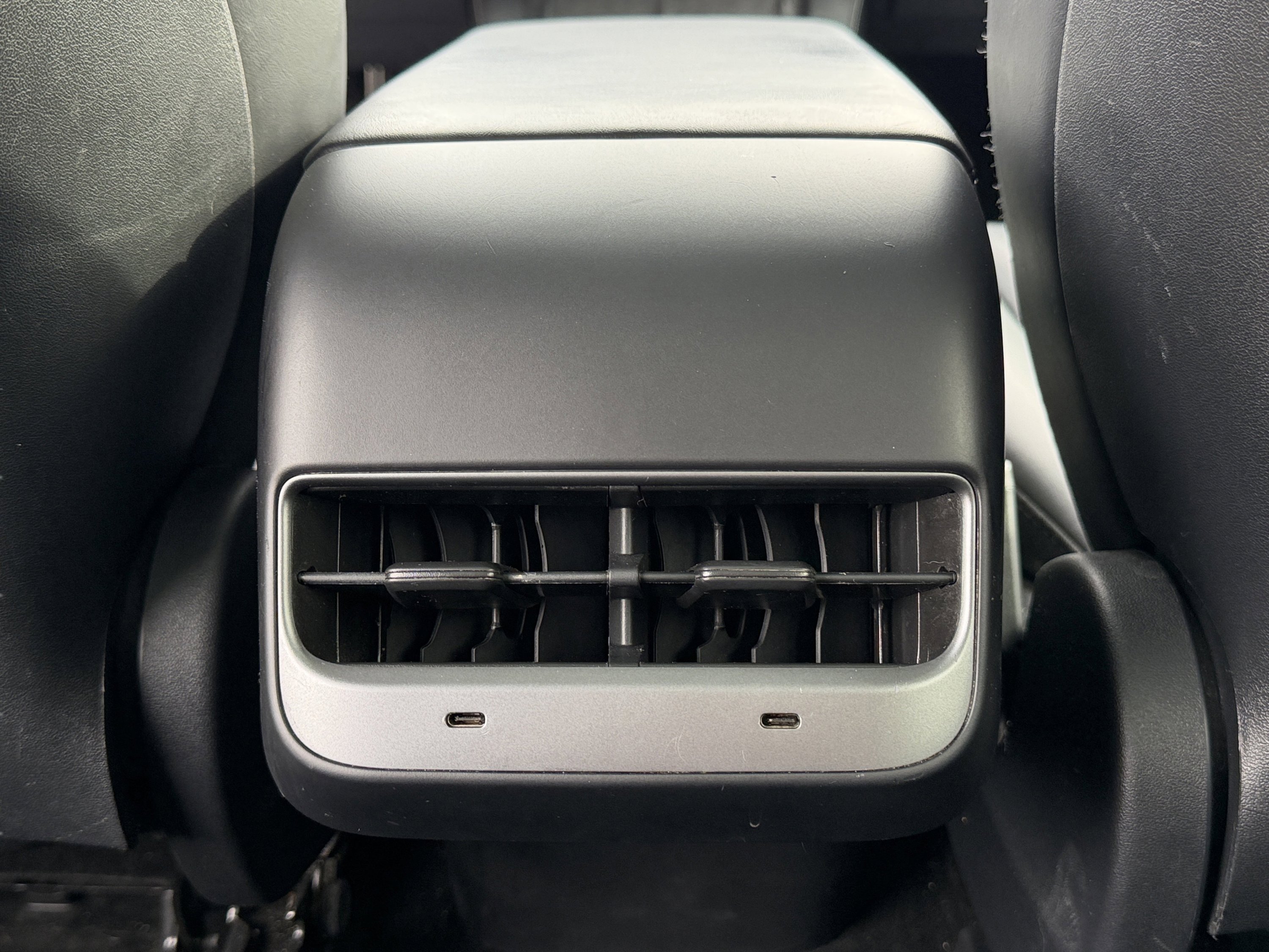 Used 2021 Tesla Model Y Long Range image 26