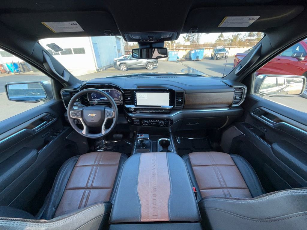 Used 2023 Chevrolet Silverado 1500 High Country w/ Z71 Off-Road Package image 21