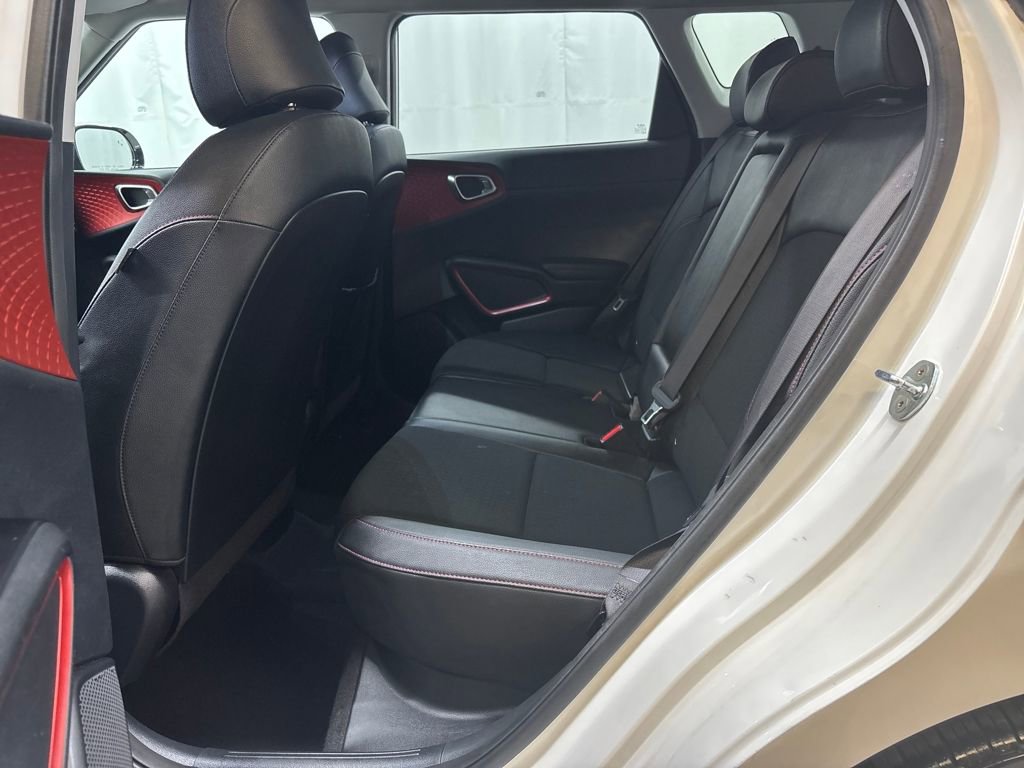 Used 2023 Kia Soul GT-Line FWD image 25
