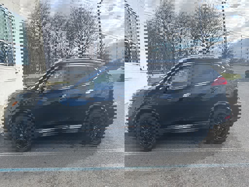 Used 2018 Nissan Rogue SL w/ Premium Package image 2