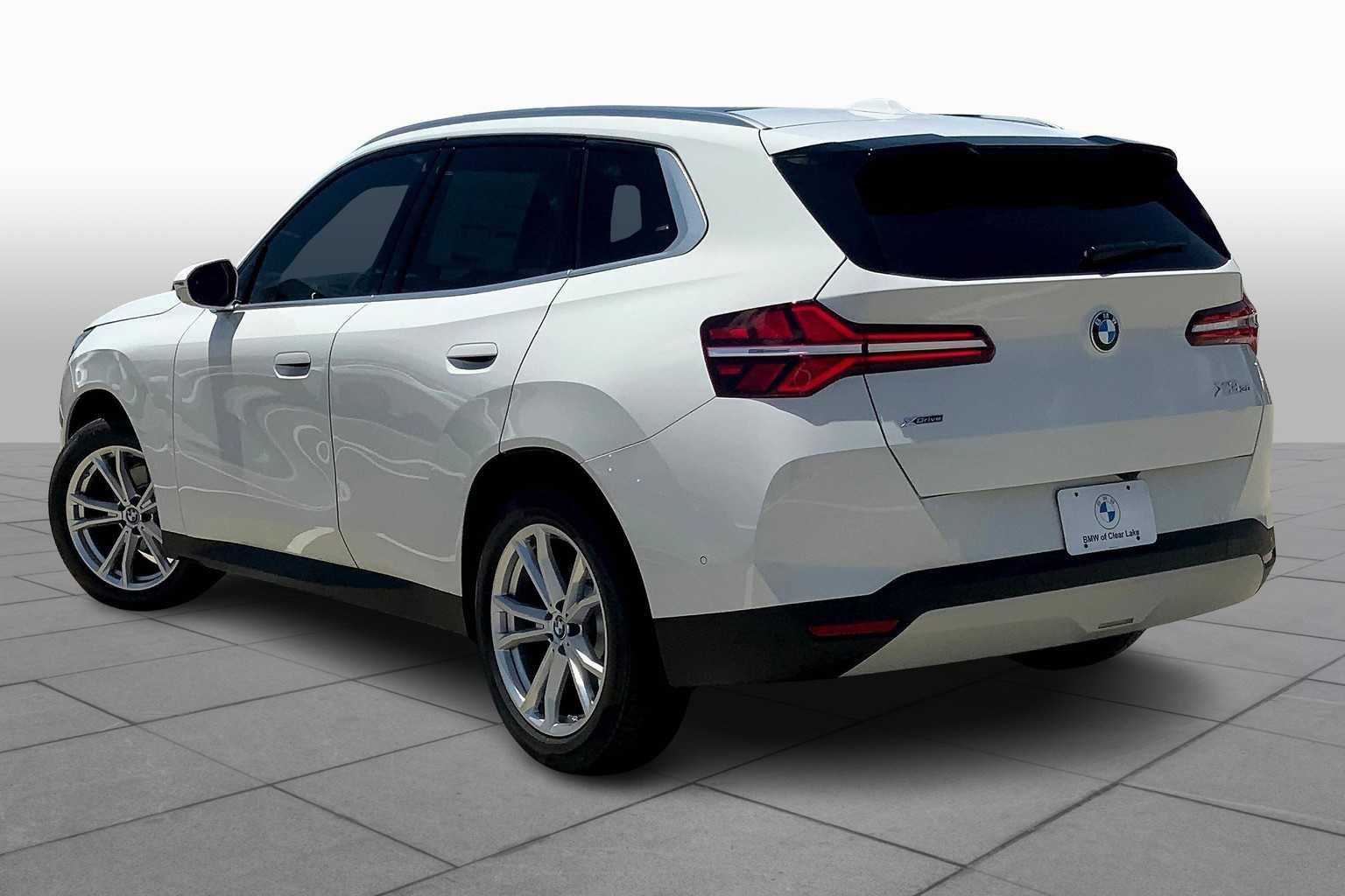 New 2025 BMW X3 xDrive30i w/ Premium Package image 12