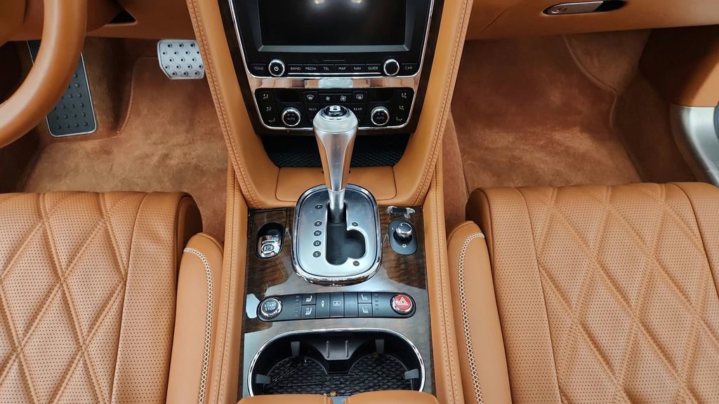 Used 2015 Bentley Flying Spur V8 AWD/4WD image 51