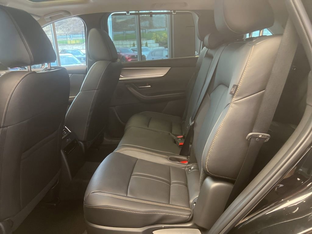 New 2026 MAZDA CX-90 Plug-In Hybrid w/ Preferred image 14