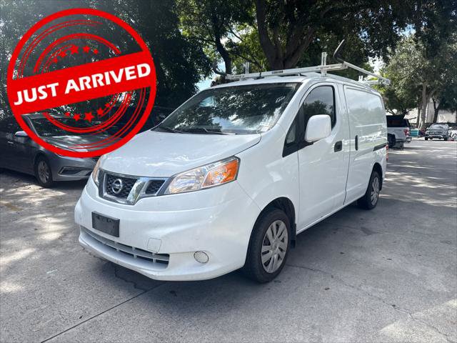 Used 2020 Nissan NV200 SV FWD image 1