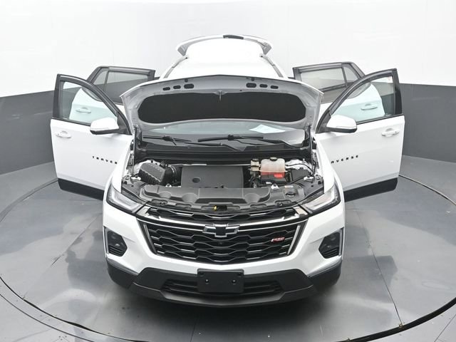 Used 2023 Chevrolet Traverse RS image 36