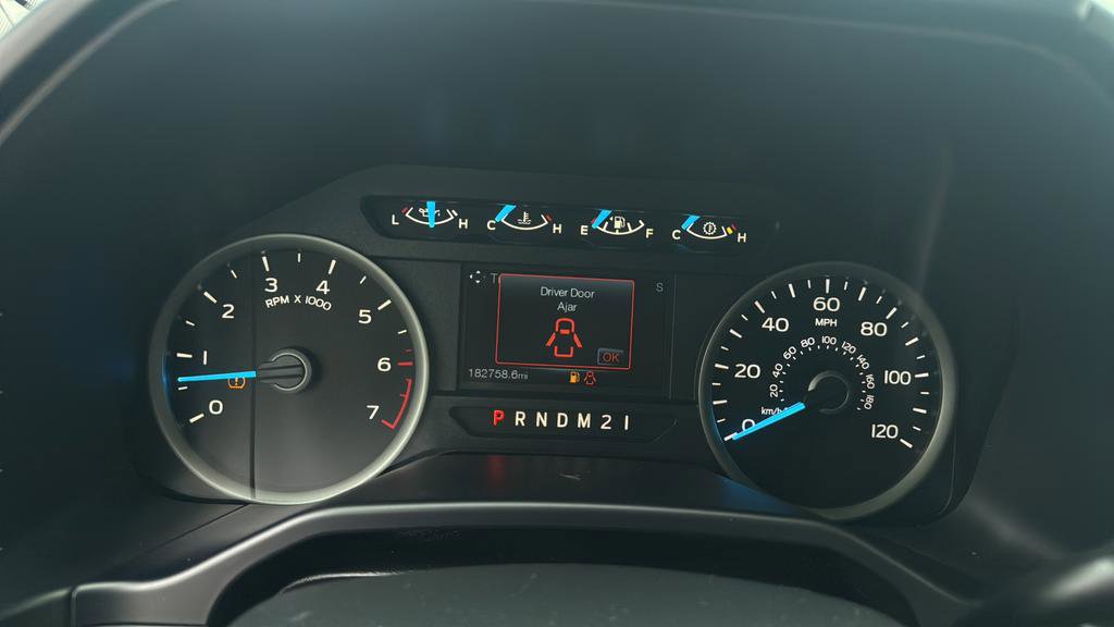 Used 2015 Ford F150 XLT w/ Equipment Group 302A Luxury AWD/4WD image 36