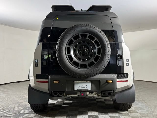 New 2026 Land Rover Defender 110 OCTA AWD/4WD image 7