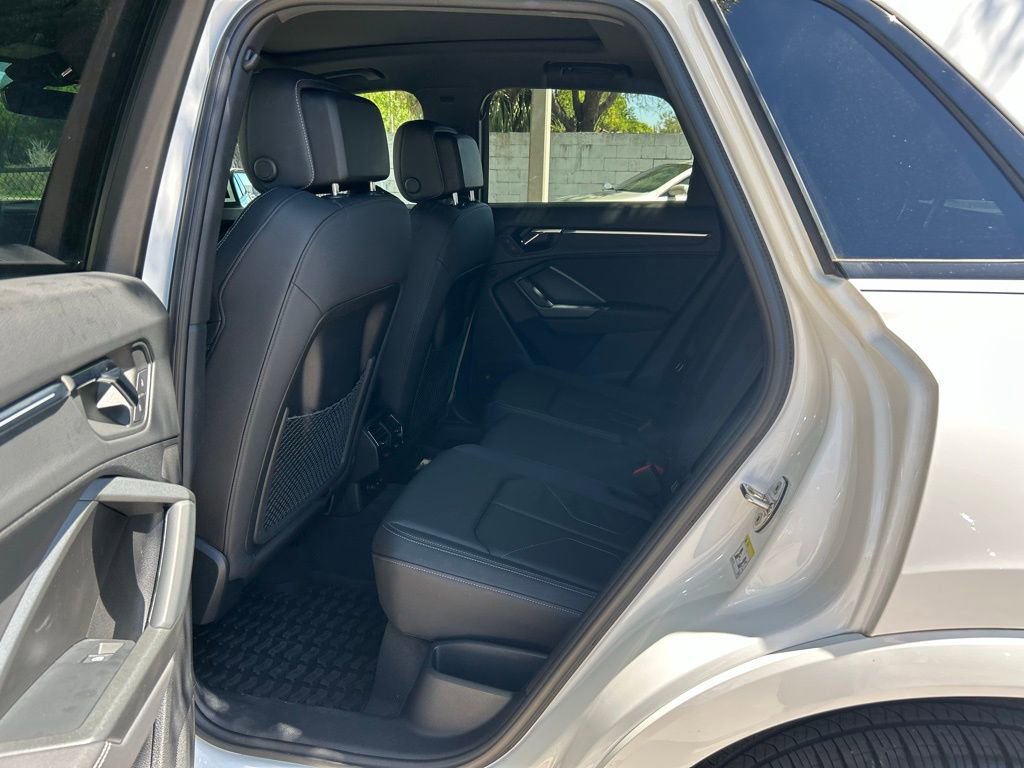 Used 2023 Audi Q3 2.0T Premium Plus w/ Premium Plus Package image 65