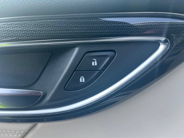 Used 2023 Buick Envision Preferred AWD/4WD image 21