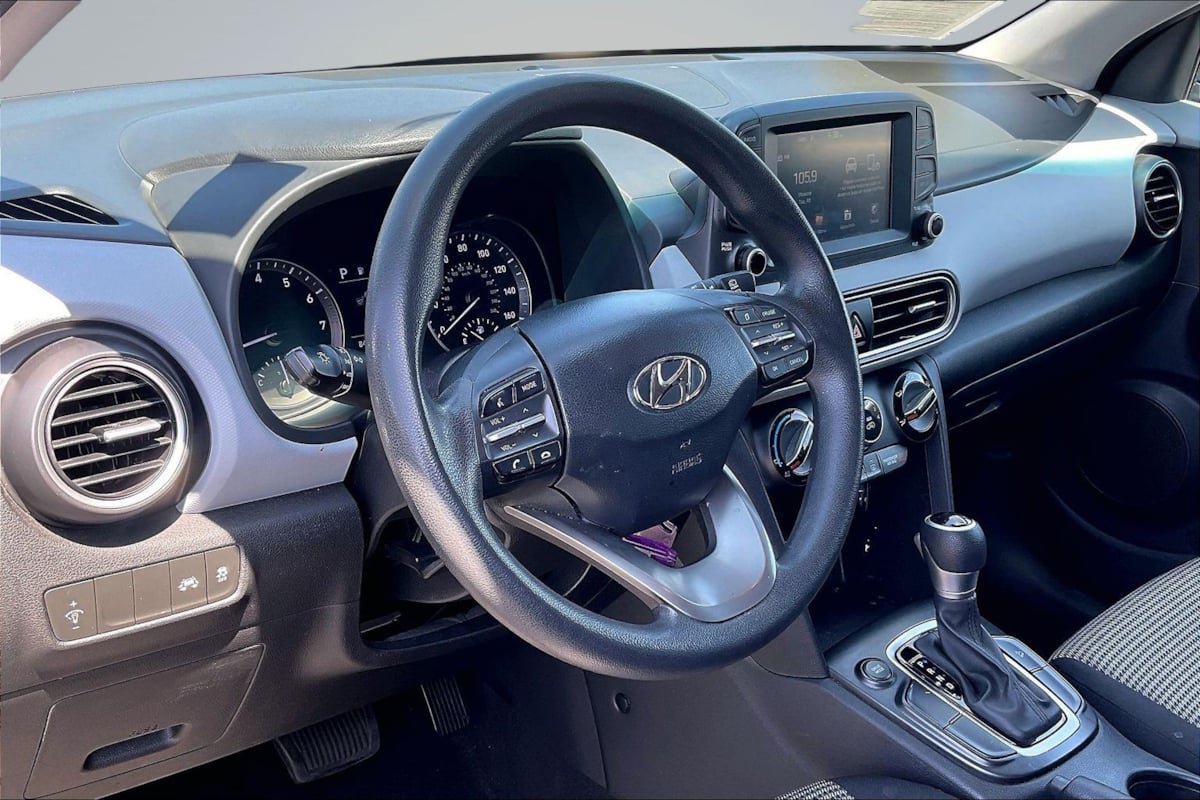 Used 2020 Hyundai Kona SE FWD image 14