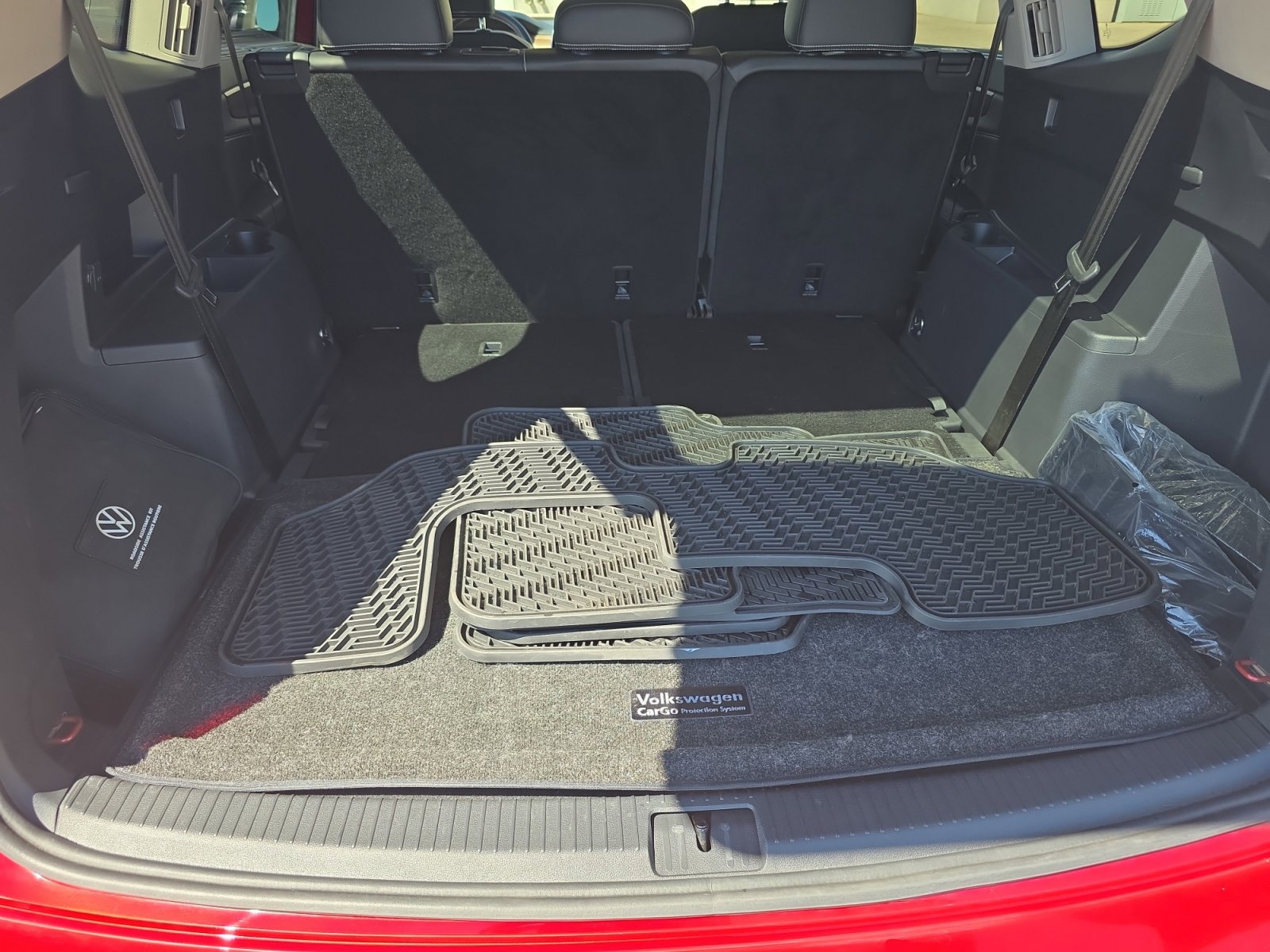 Used 2024 Volkswagen Atlas SE image 34