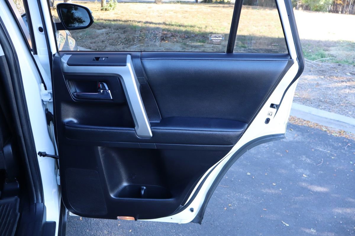 Used 2022 Toyota 4Runner SR5 Premium image 25