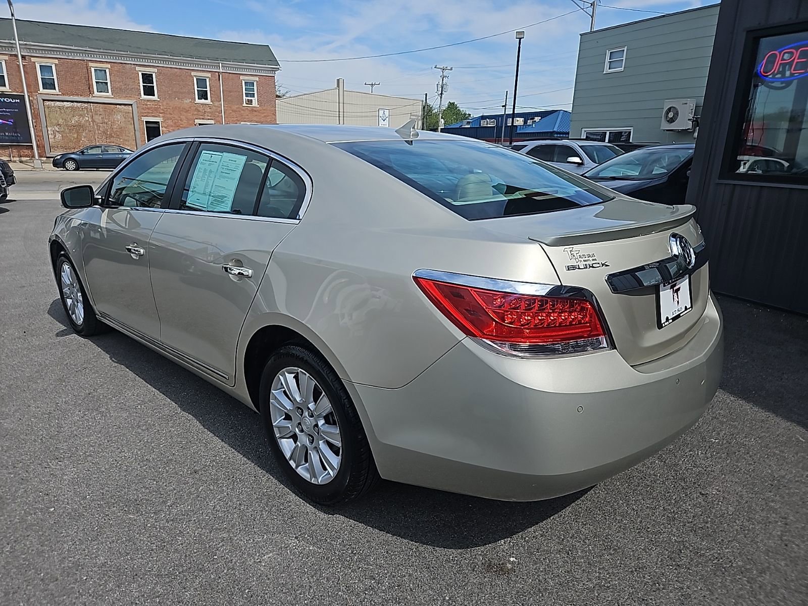 Used 2013 Buick LaCrosse Leather FWD image 4