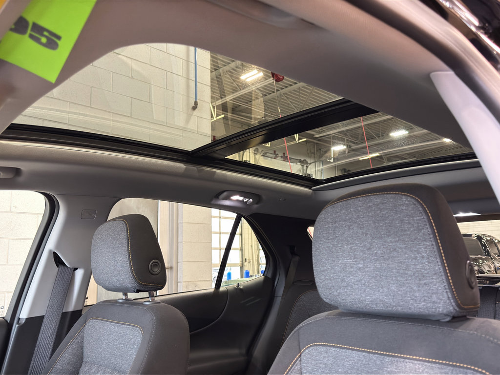 Used 2023 Chevrolet Equinox LT image 18