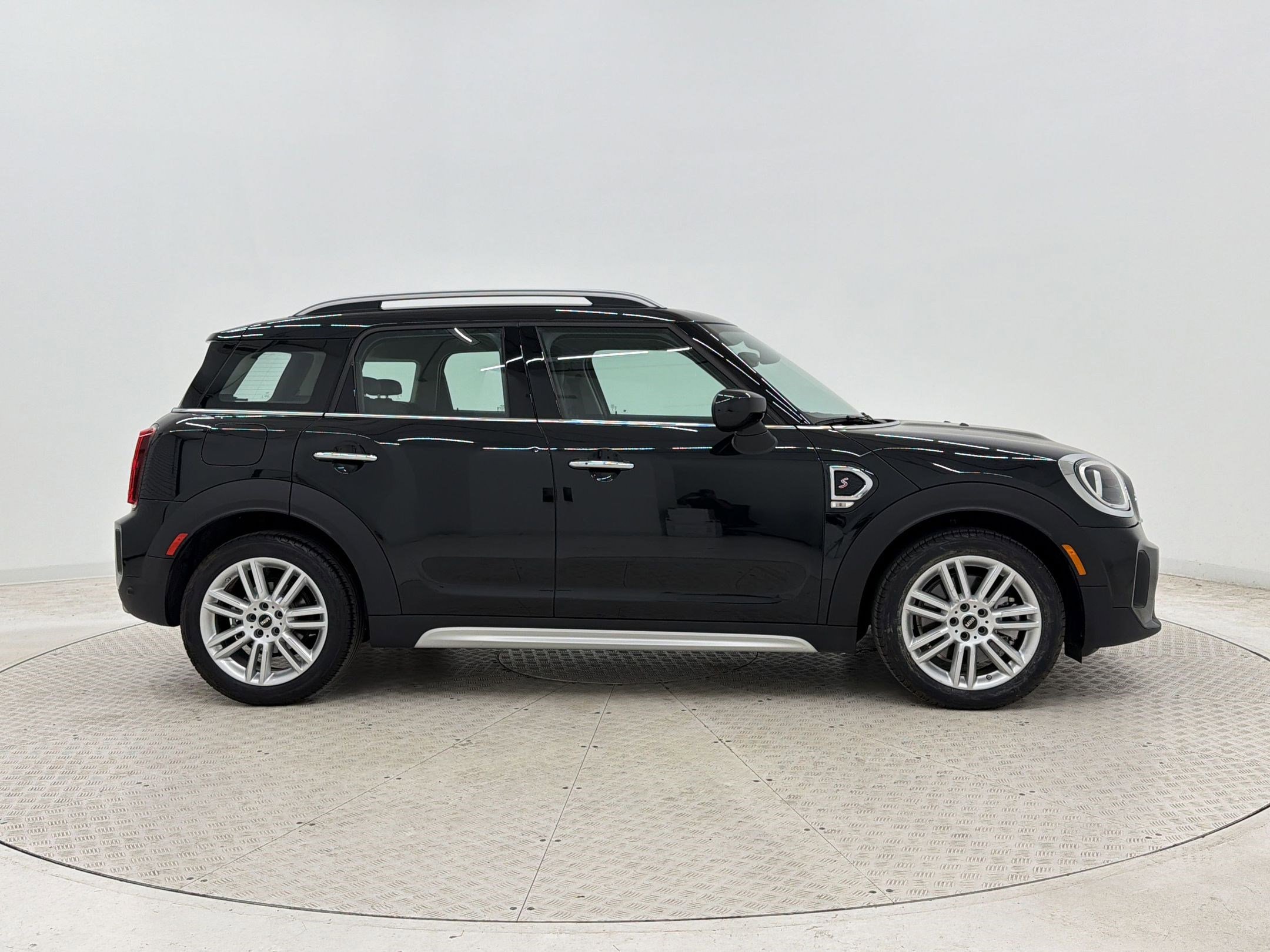 Used 2024 MINI Cooper Countryman S FWD image 8