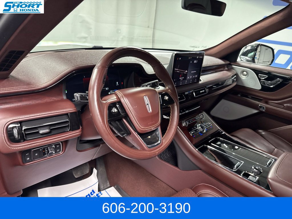 Used 2022 Lincoln Aviator Black Label Grand Touring w/ Class IV Trailer Tow Package AWD/4WD image 34
