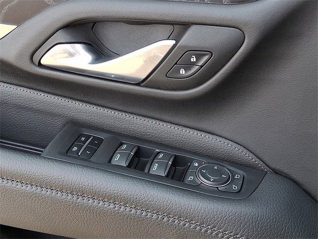 Used 2023 GMC Yukon XL Denali image 24