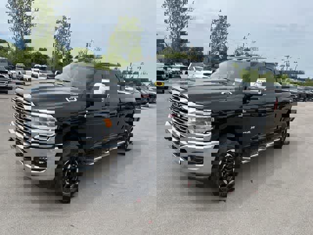 Used 2023 RAM 2500 Laramie AWD/4WD image 12