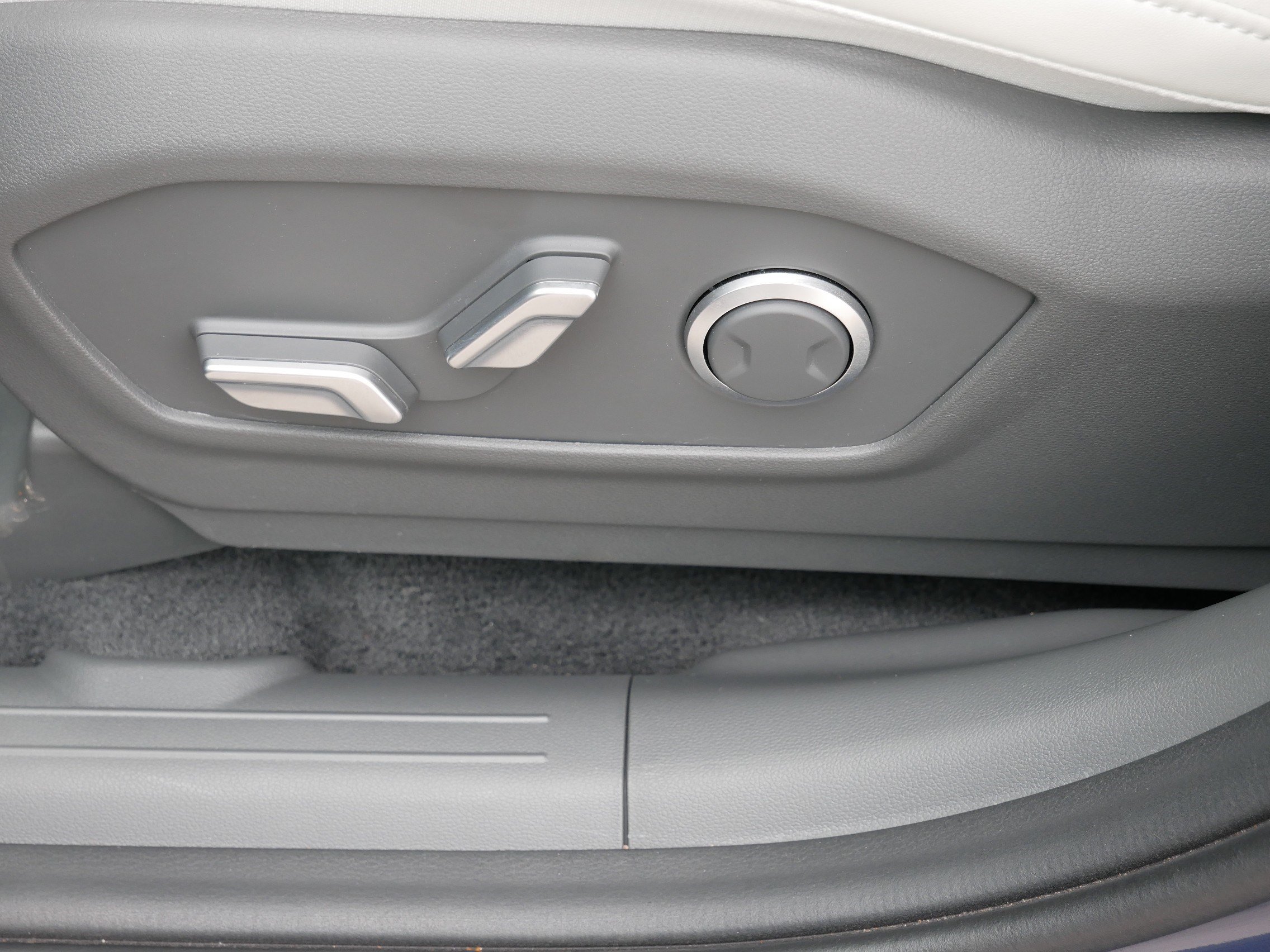 Certified 2026 Hyundai Santa Fe SEL AWD/4WD image 20