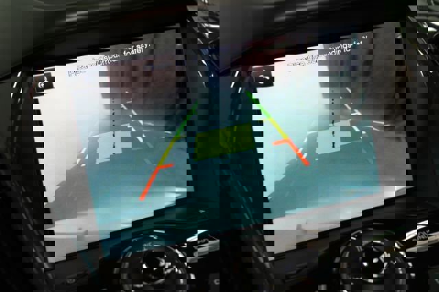 Used 2014 Ford C-MAX Energi SEL w/ Equipment Group 303A FWD image 20