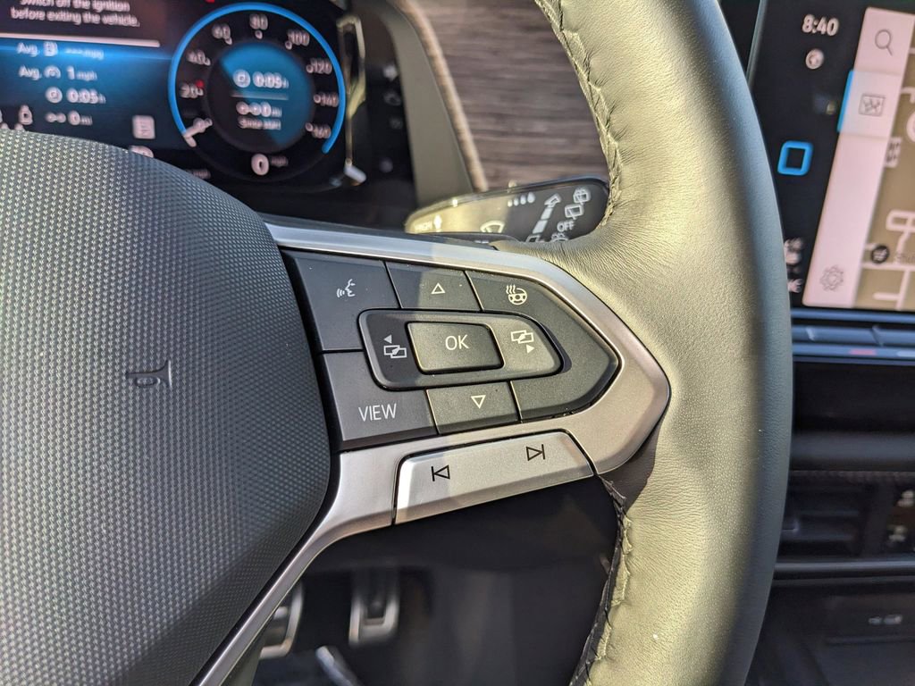 Used 2025 Volkswagen Atlas SEL Premium R-Line image 30