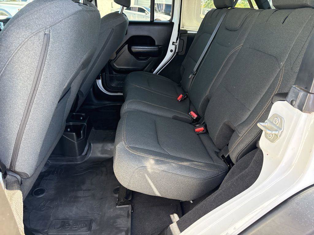 Used 2024 Jeep Wrangler Unlimited Sport AWD/4WD image 25