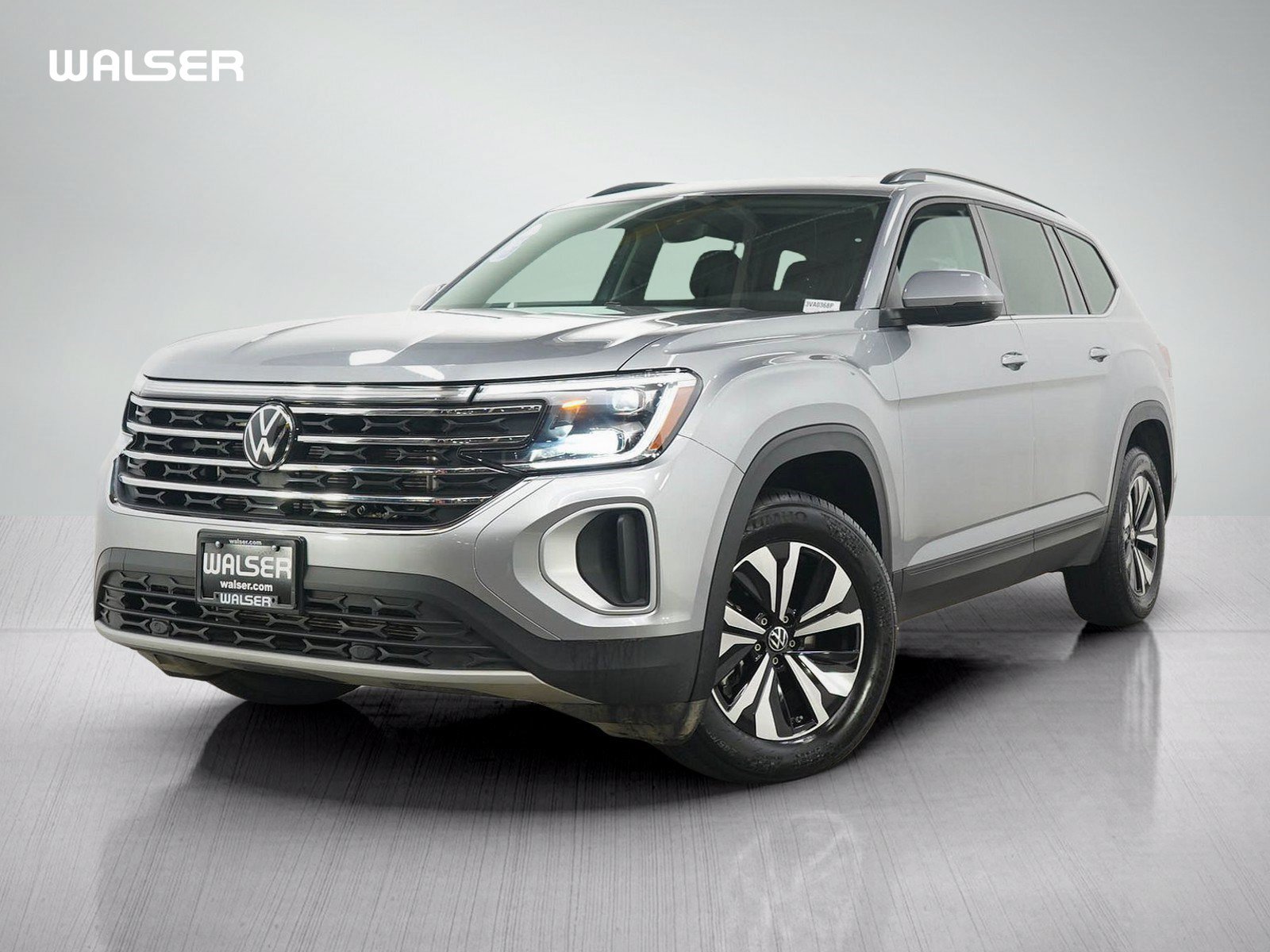 Used 2026 Volkswagen Atlas SE AWD/4WD image 1