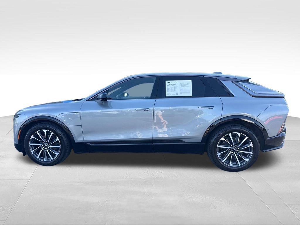 Used 2024 Cadillac Lyriq Sport w/ LPO, Floor Liner Package AWD/4WD video 2