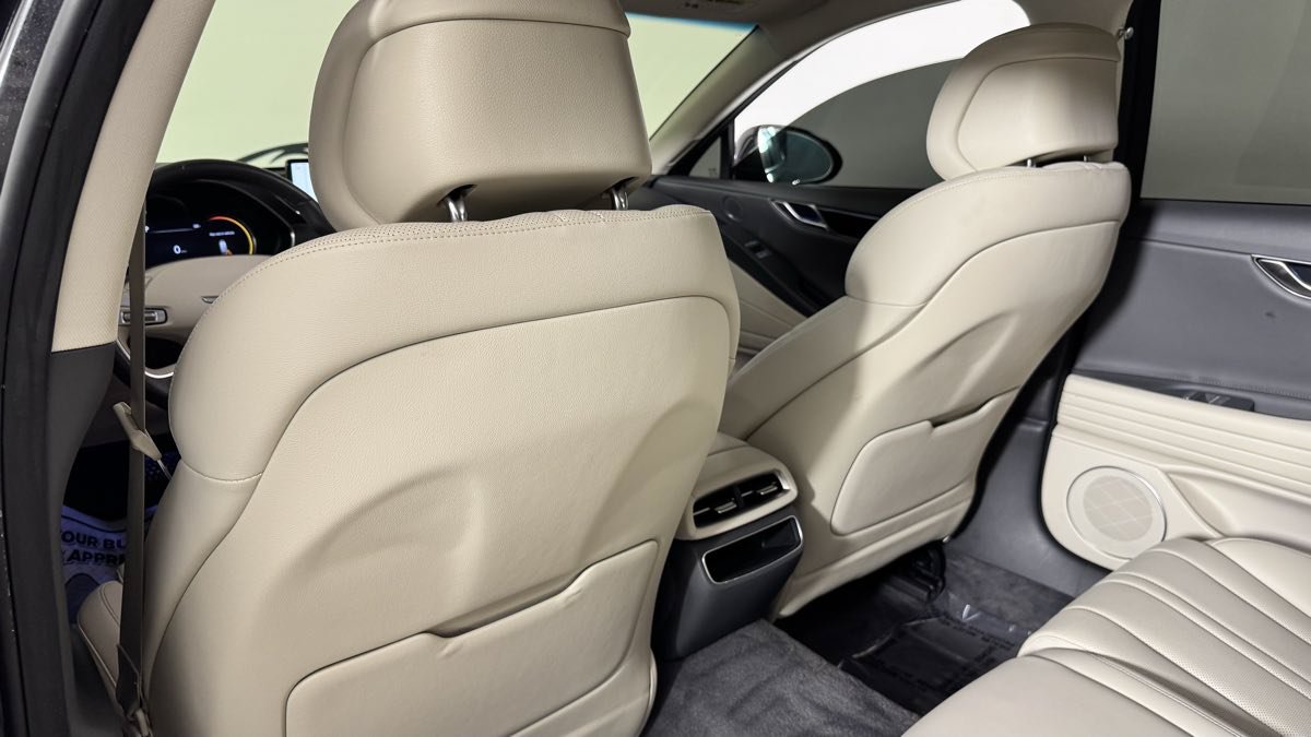 Used 2021 Genesis G80 2.5T AWD/4WD image 34