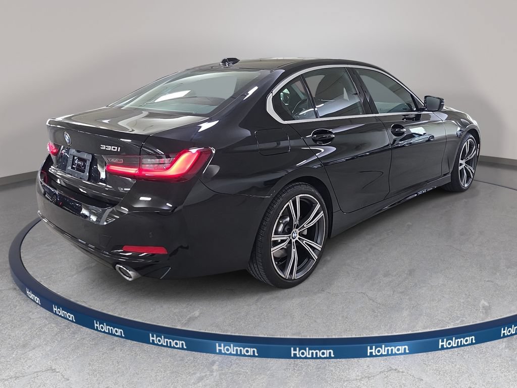 Certified 2024 BMW 330i Sedan w/ Convenience Package RWD image 6
