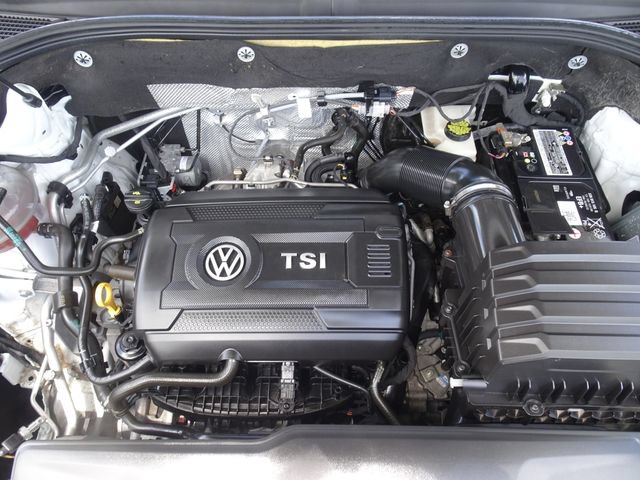 Used 2023 Volkswagen Atlas Cross Sport SE FWD image 13