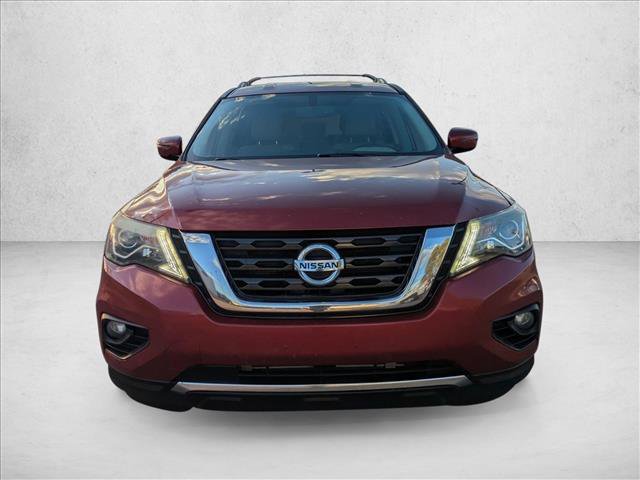 Used 2017 Nissan Pathfinder SV image 2