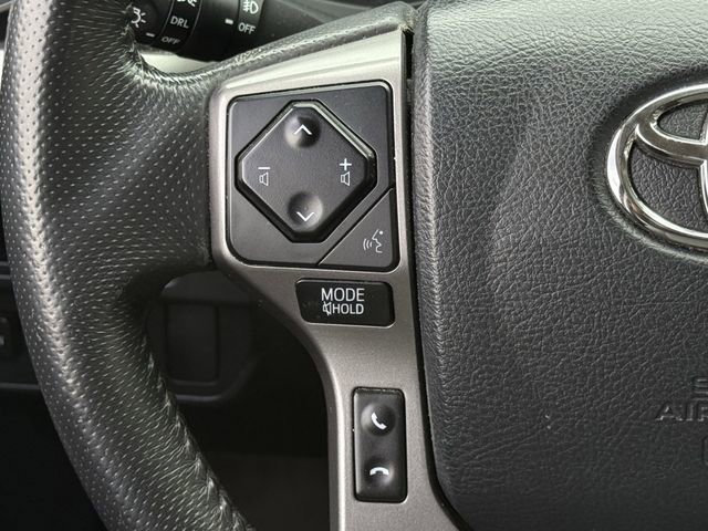 Used 2017 Toyota Tacoma SR5 RWD image 15