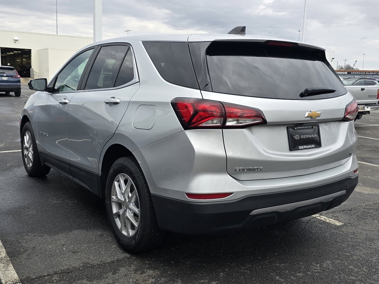 Used 2022 Chevrolet Equinox LT w/ LPO, Floor Liner Package image 5