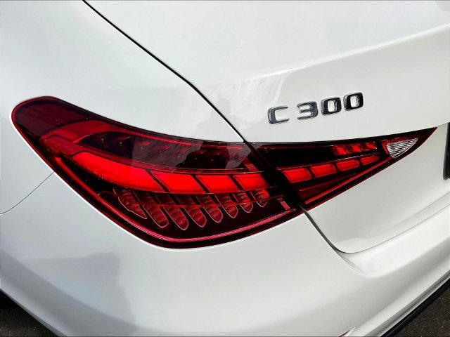 Used 2023 Mercedes-Benz C 300 4MATIC Sedan image 25